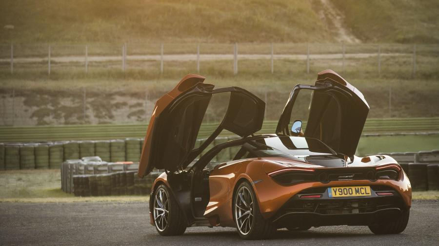  McLaren 720S Coupe 2017 года  (WW) (фото 65 из 160)